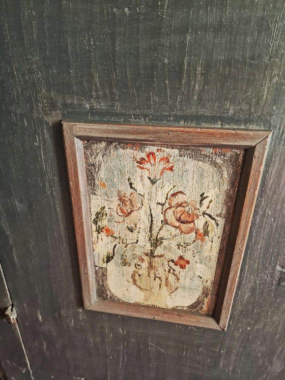 Armadio antico 1805 dipinto a mano, arte popolare alpina (Bauernschrank), Legno, Altro, Grigio, Klassiek (foto 3 di 6)