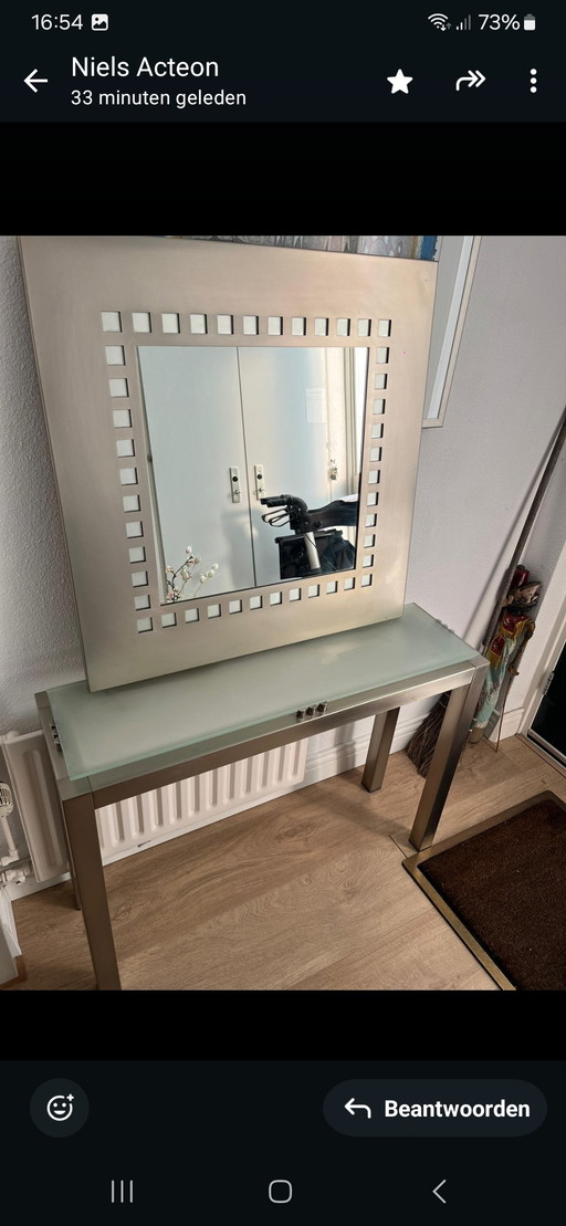 Table d'appoint avec miroir