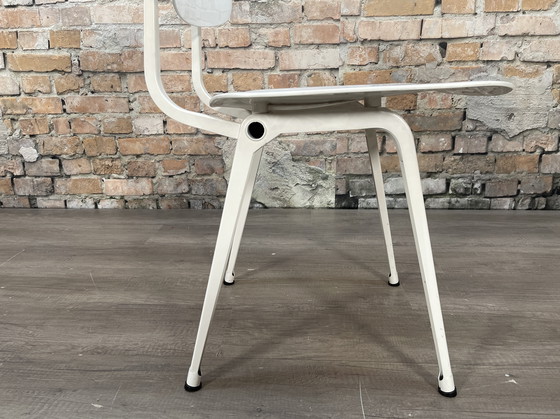 Image 1 of Juego de 6 sillas Ahrend Revolt blancas