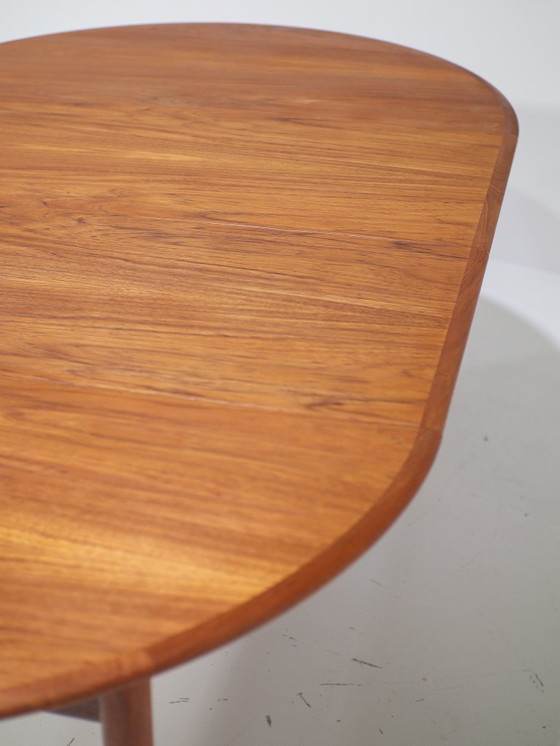 Image 1 of Uitschuifbare ronde eettafel teak Deens vintage