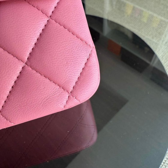 Image 1 of Chanel Classic Flap Medium - 25 cm gewatteerd lamsleer lichtroze zilverkleurige hardware Serie 18