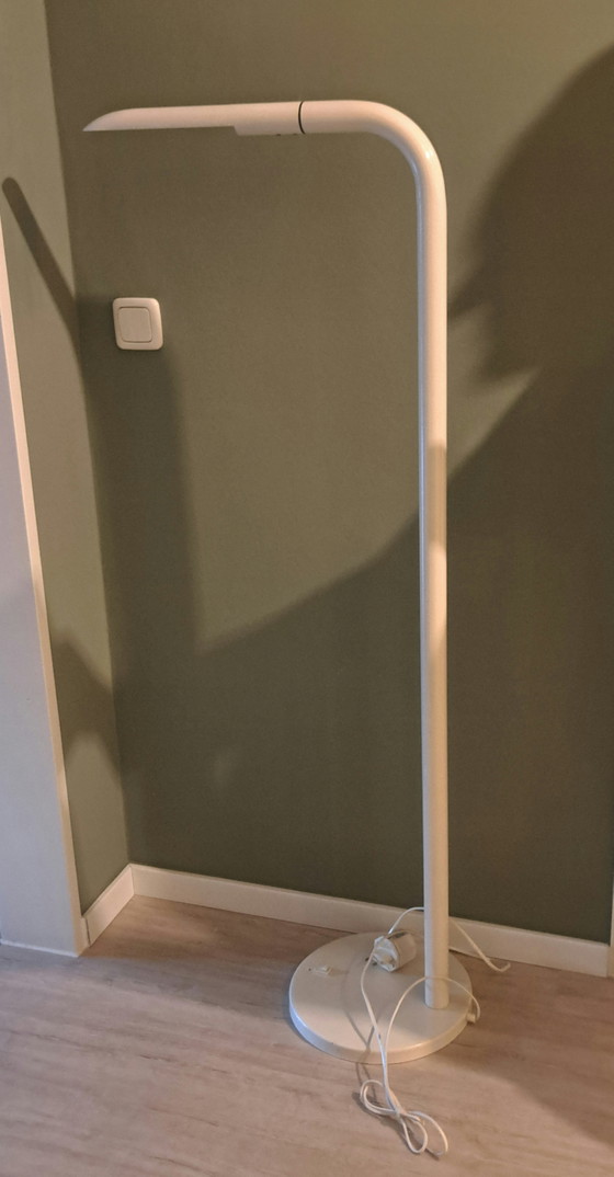 Vintage 1980s Tubular Floor Lamp – White Postmodern Design – West Germany – May & Christe, Floor lights, Metal (photo 5 of 8)