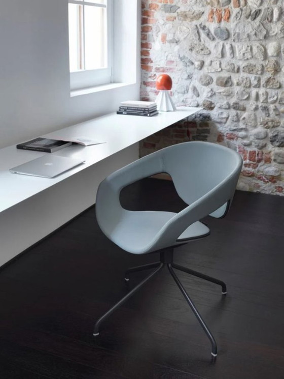 Image 1 of Vad Swivel Padded Chair / HORM