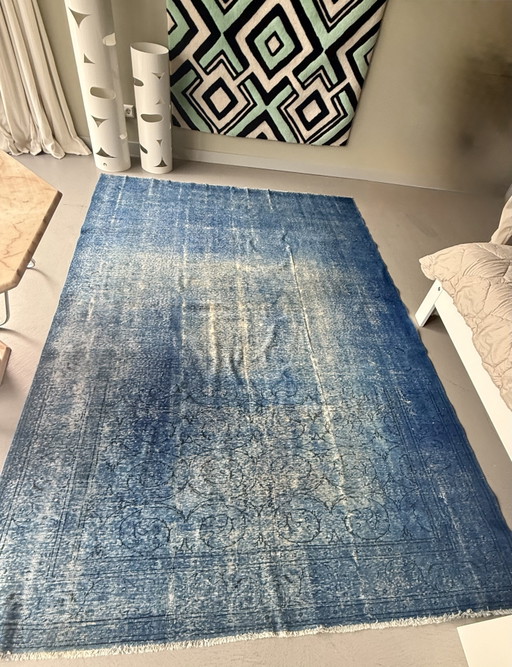 Gallery Zozan hand-knotted carpet