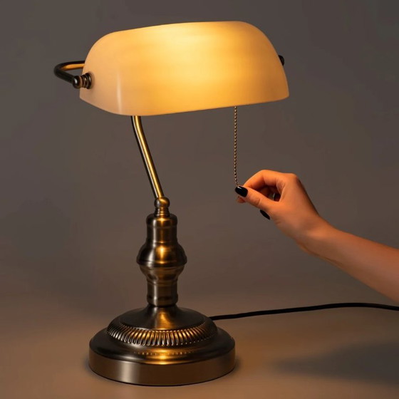 White Banker Lamp – Table lamps, Glass (photo 9 of 11)