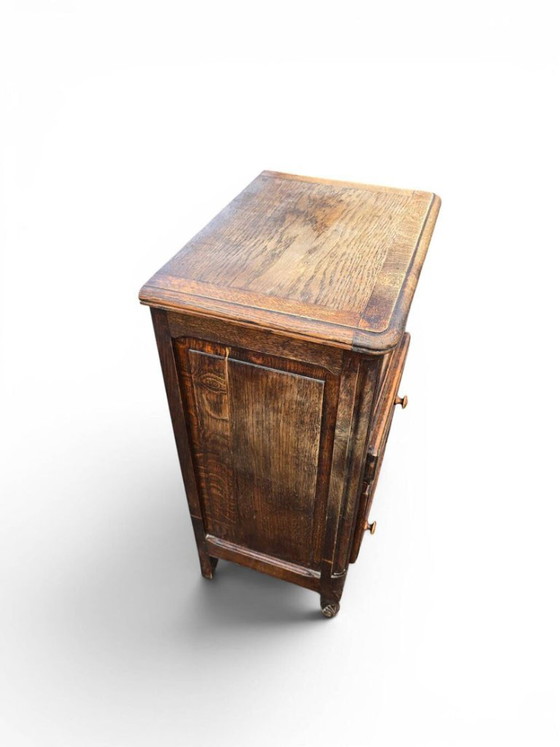 Klein bijzettafeltje van gesneden eikenhout in Louis XV-stijl – Wood (photo 5 of 5)