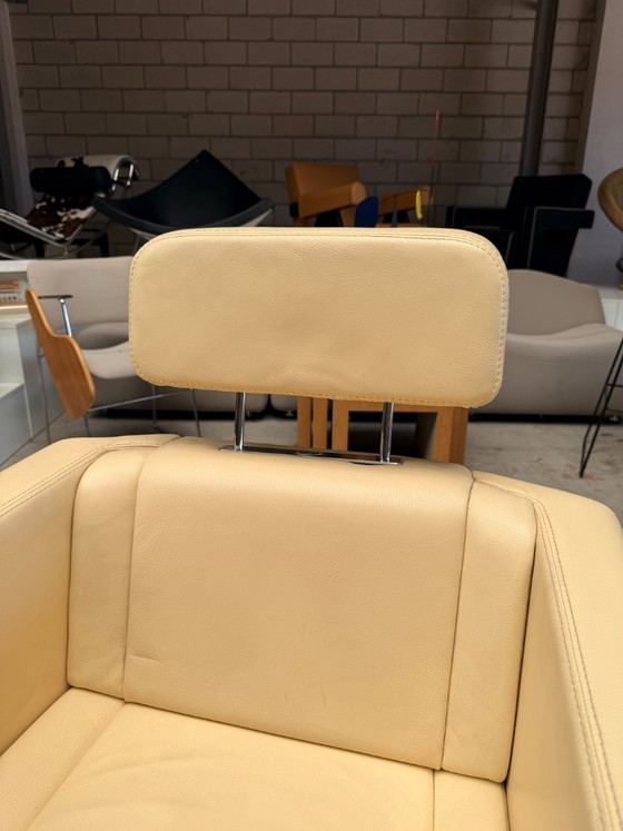 Image 1 of Fauteuil de conférence Giroflex 21 (stock : 7)
