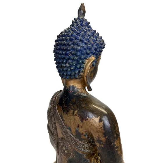 Tibetaans Boeddhabeeld met Medicijnschaal – Beeldhouwkunst, Bronze (photo 7 of 18)