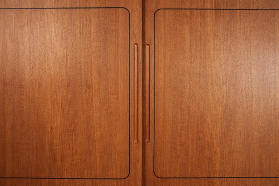 Image 1 of Credenza alta vintage in teak marrone danese moderno di metà secolo, anni '50