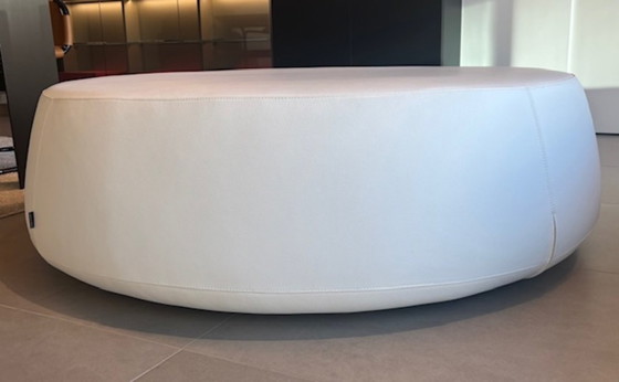 Image 1 of POUF LEDER BIANCO Alf DAFRE