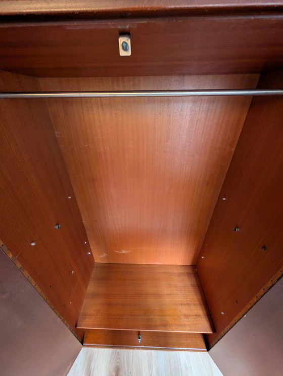 Image 1 of Formule meubelen FM jaren 60 garderobe kast