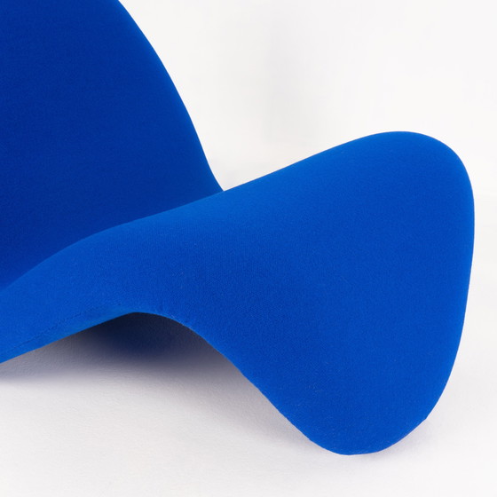 Image 1 of Pierre Paulin, 2 Chauffeuses 557 dite Tongue, Artifort Ed., 1967