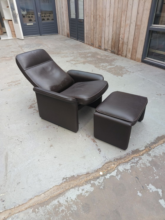 Image 1 of 2 Vintage desede De Sede Svizzera collo pelle ds50 DS 50 poltrone e hocker marrone scuro