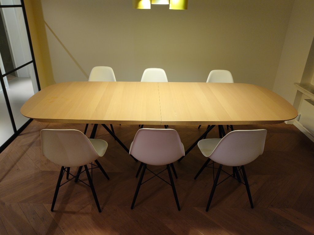 BoConcept Ottawa table - extendable 185/250 | €900 | Whoppah