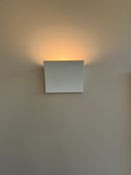 Image 1 of Flos Pochette wall lamp, white, used but in excellent condition