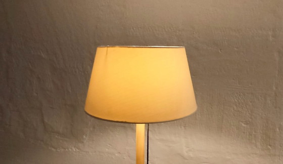 Image 1 of lampadaire vintage à base en bois