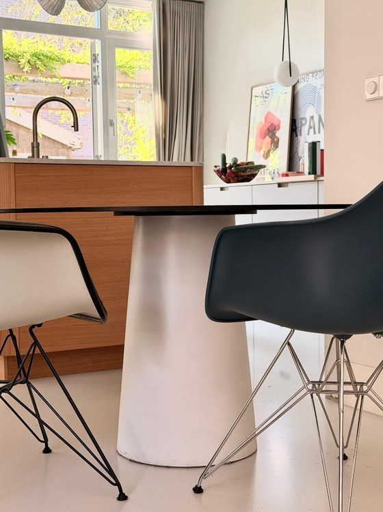 Moooi Container 120cm – Esstische, Kunststoff (photo 2 of 6)