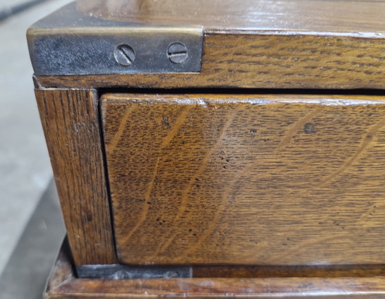 Image 1 of Salontafel Eichholtz Military English Oak