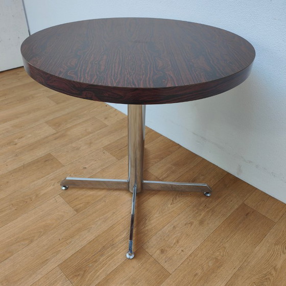 Image 1 of Vintage round Mid Century dining table kitchen table
