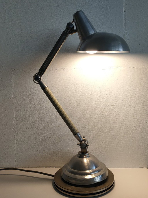 Vintage-Industrie-Tischlampe 'Superchrome' (modifiziert)