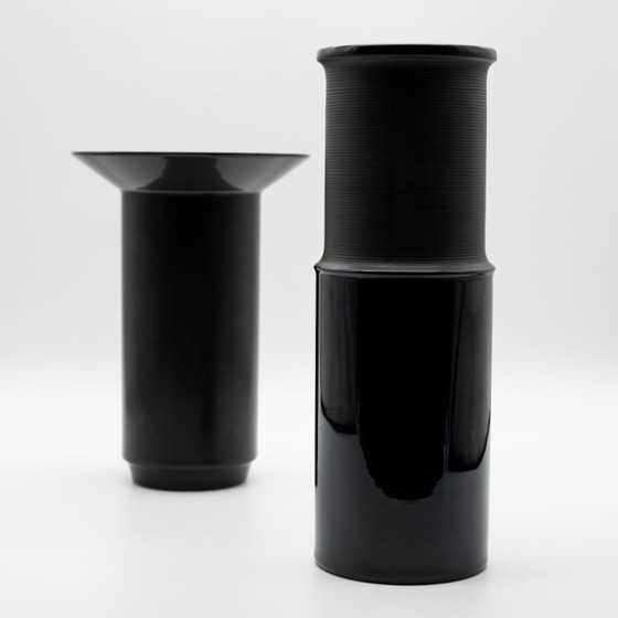 Image 1 of Rare Chic Jan van der Vaart & Tapio Wirkkala Porcelaine Noire Vase Duo Rosenthal