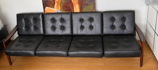 Rare Mid-Century Seating Group – Sofa & 2 Armchairs – Attributed to Sven Ellekær – Leather/Wood – 3 5 zitsbanken