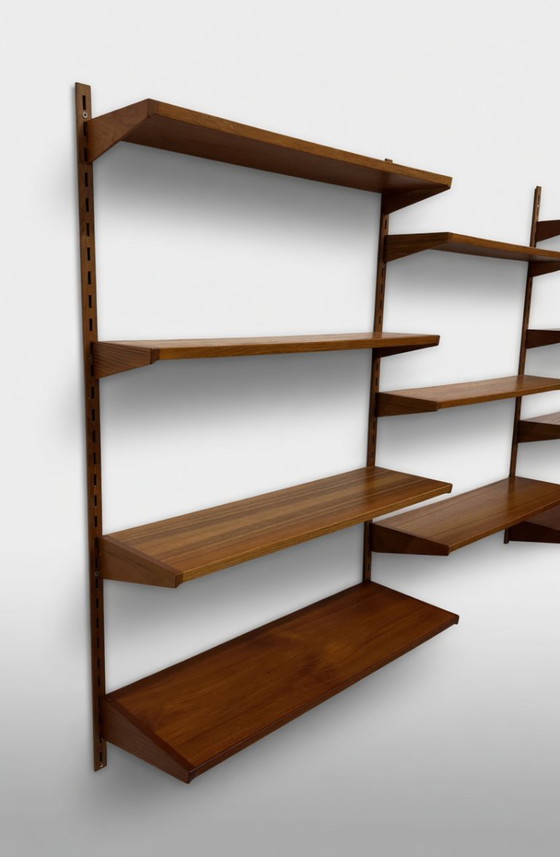 Image 1 of Teakhouten rekkensysteem van Kai Kristiansen voor Feldballes