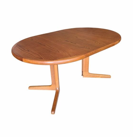 Image 1 of Table de salle à manger ronde extensible vintage en teck danois