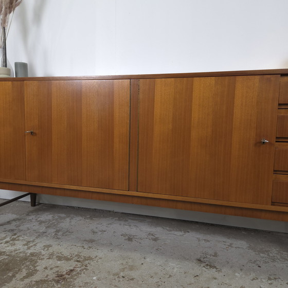 Image 1 of Vintage jaren 60 - 70 teak sideboard Duits, tv meubel