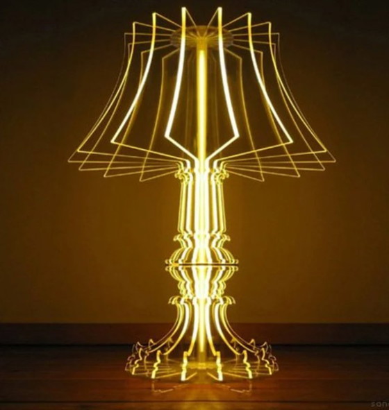 Marie Louise Tafellamp Ontwerper Sander Mulder 2005 – Tafellampen, Plexiglass (photo 5 of 5)