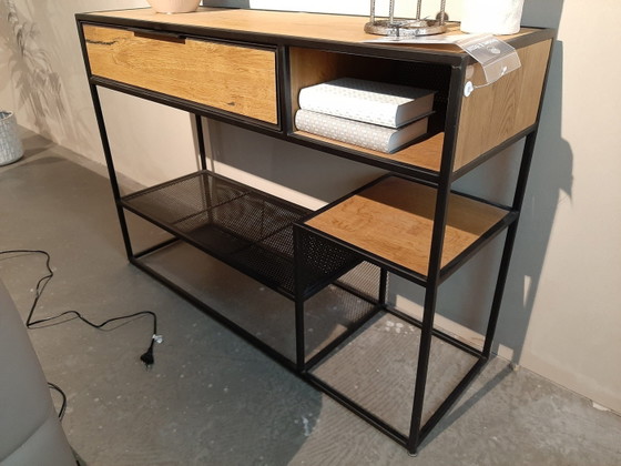 City wallboard – Henders en Hazel, Consoles (photo 3 of 3)