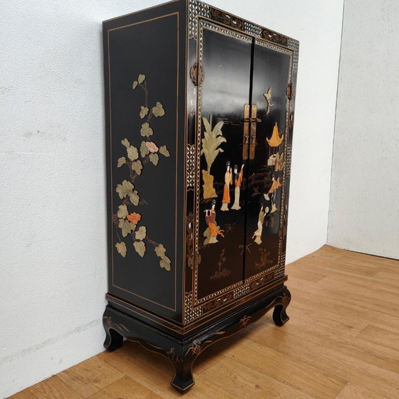 Vintage Chinese bruidskast servieskast buffetkast Chinoise – Buffetkasten, Wood (photo 8 of 18)
