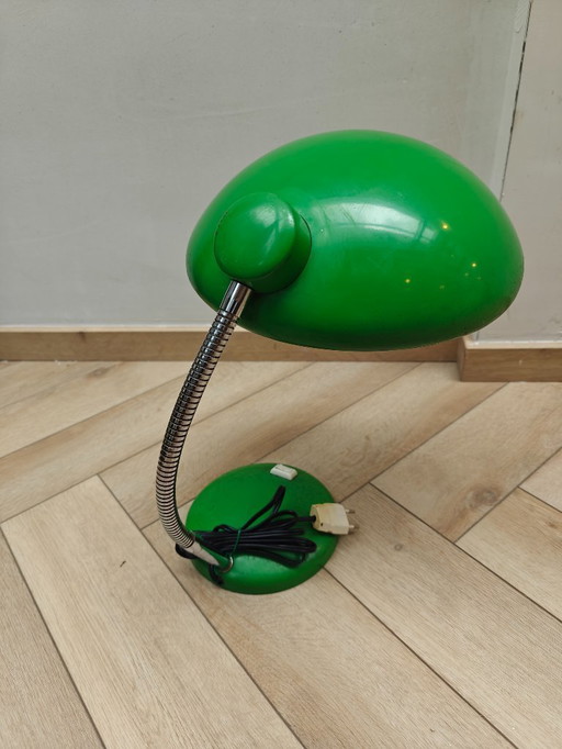 Mid-century modern metalen tafellamp groen