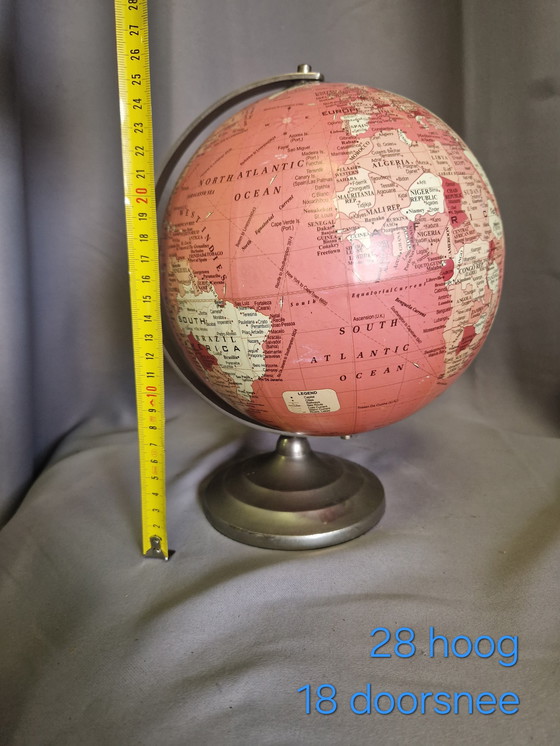 Image 1 of Magnifique globe rose ancien