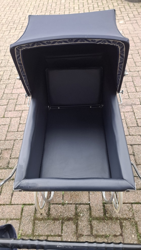 Image 1 of Poussette Silver Cross | Fabriquée en Angleterre | Classique et luxueuse