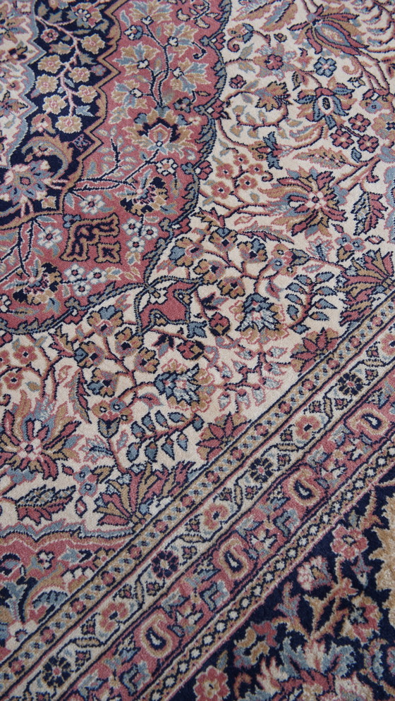Image 1 of Vloerkleed Met Roze En Blauwe Kleuren 302x208cm