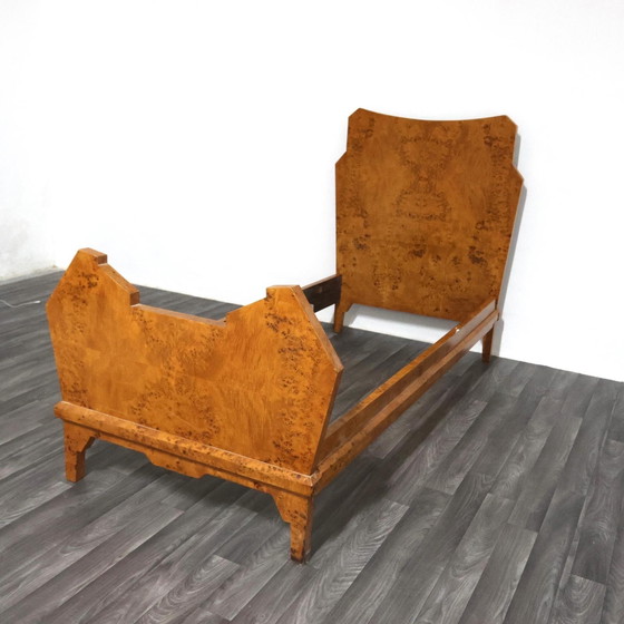 Image 1 of Letto Singolo Art Decò Cubista In Radica Di Betulla Design Anni ‘30/40