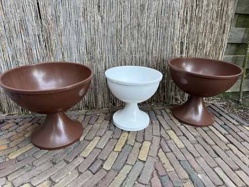 Large 70s Space Age Diabolo Flower Pots by Elho