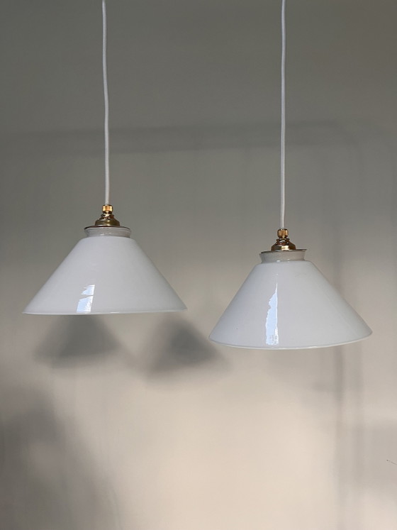 Vintage Set of Two White Glass Industrial Pendant Lights – Pendant lamps (photo 6 of 7)