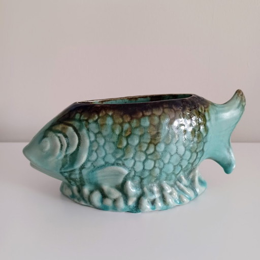 Vintage '60 Ceramics, Hand Painted Fish, Marked F.T. Number 678