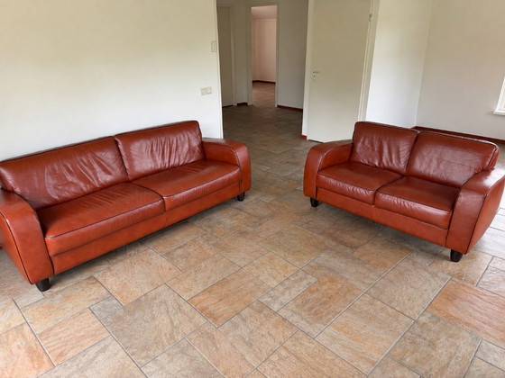 Set di 2 divani in pelle (2 posti e 3 posti) – ben mantenuto – Sofà, Leather (photo 4 of 5)