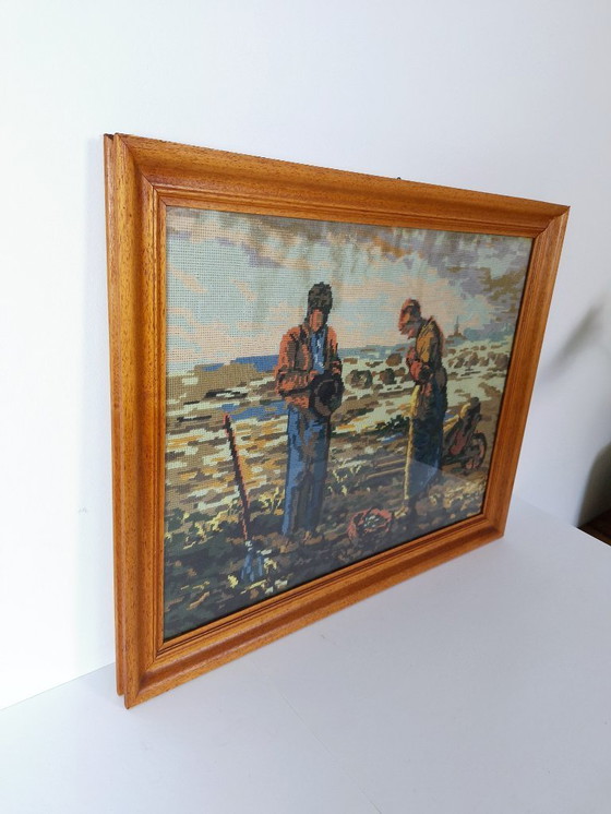 Image 1 of Ricamo a punto croce vintage incorniciato "L'Angelus" di Millet – Arte murale ricamata a mano – Decorazione rustic