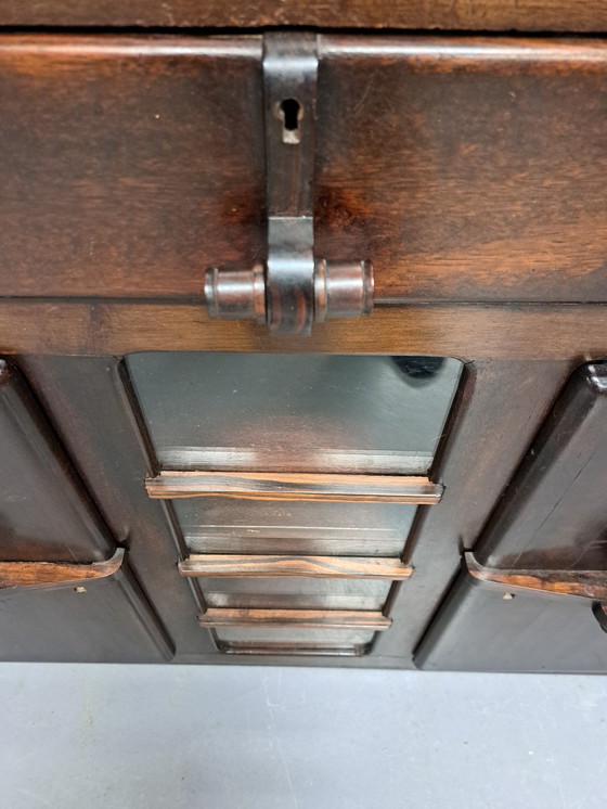 Image 1 of Sideboard der Amsterdamer Schule