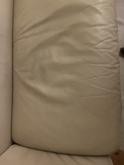 De Sede DS 2011/2 Two-seater leather sofa couch Contemporary Bauhaus Mid Century Space Age