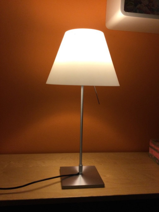 Design lamp Costanzia van Paolo Rizzatto in perfecte staat.