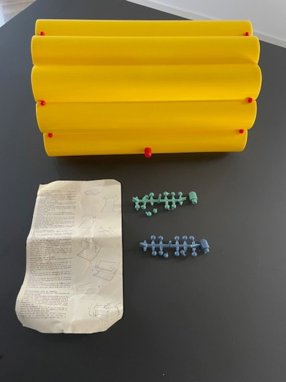 Image 1 of Vintage Memphis bread box Daisy Italian design