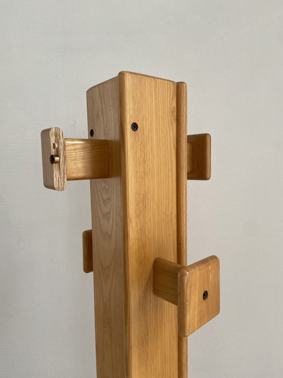 Solid Oak Column Coat Rack, Brutalist Style — in the spirit of Giuseppe Rivadossi, 1970s – Wood (photo 8 of 9)