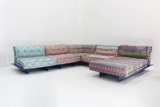Image 1 of Canapé Roche Bobois Mah Jong, design Missoni par Hans Hopfer, avec plateforme