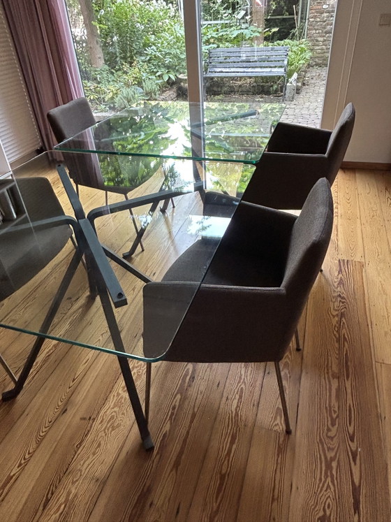2 x Vierkante Tafel CUGINO door Enzo Mari voor Driade – Eettafels, Glass (photo 4 of 5)