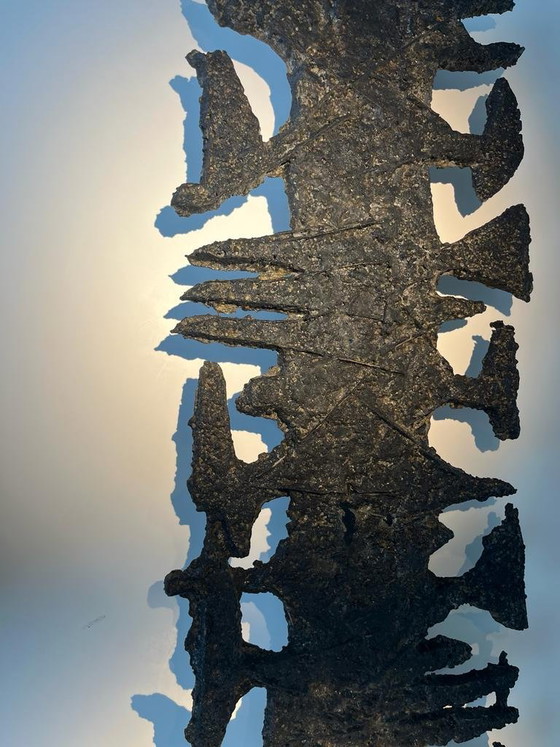 Grote Brutalistische Wandsculptuur & Lamp – Pia Manu – Gekentekend (Jaren '70) – 120 Cm – Beeldhouwkunst (photo 4 of 8)